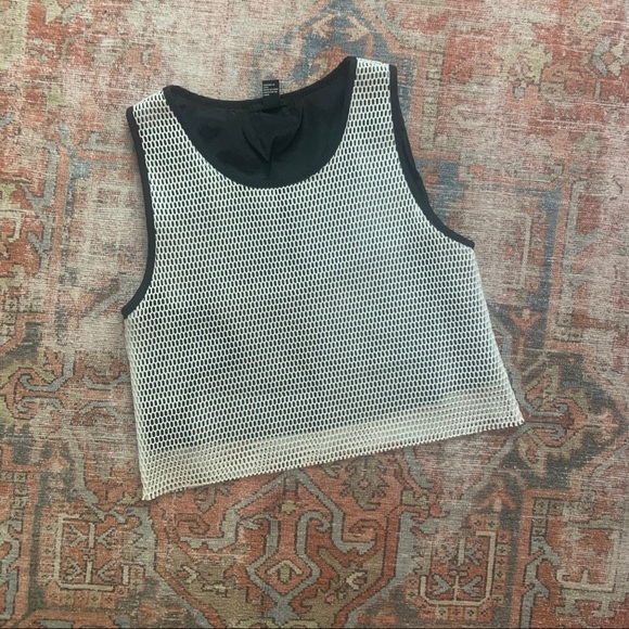 Netted Crop Top - Picture 1 of 4